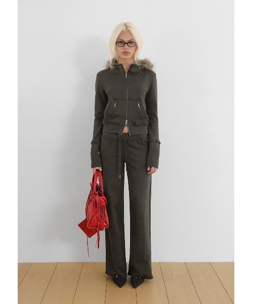BLACKUP（ブラックアップ）の「[MADE] アヌスファージップアップフーディ（パーカー・レディース・ベージュ/チャコール・SMALL/MEDIUM）」の13枚目の写真
