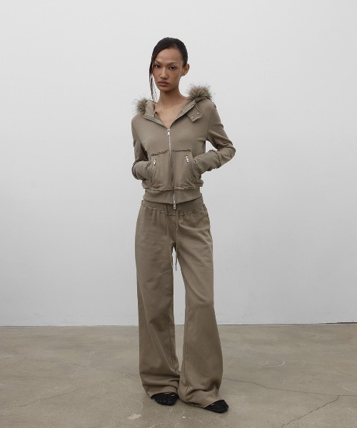 BLACKUP（ブラックアップ）の「[MADE] アヌスファージップアップフーディ（パーカー・レディース・ベージュ/チャコール・SMALL/MEDIUM）」の6枚目の写真