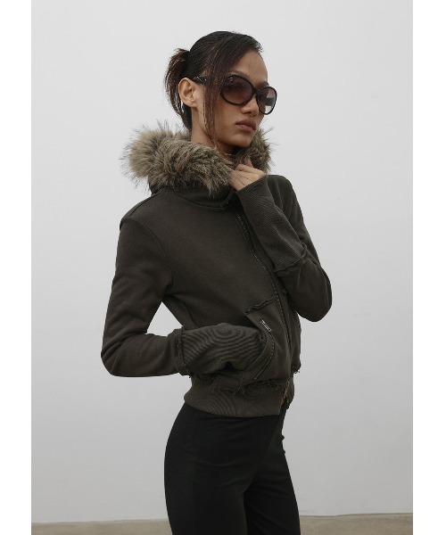 BLACKUP（ブラックアップ）の「[MADE] アヌスファージップアップフーディ（パーカー・レディース・ベージュ/チャコール・SMALL/MEDIUM）」の16枚目の写真