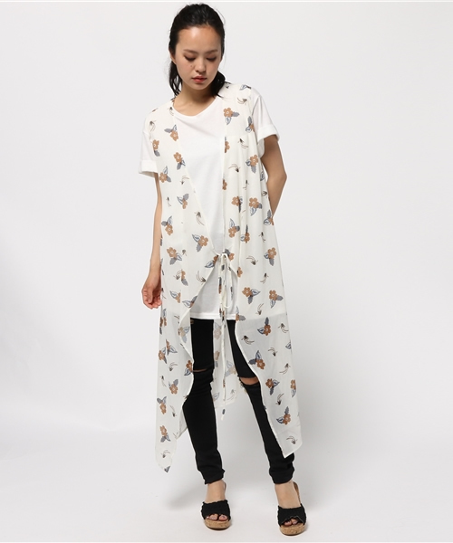 MOUSSY（マウジー）の「FLOWER 2WAY GILLET F（ベスト・レディース・ホワイト系その他・FREE）」の3枚目の写真