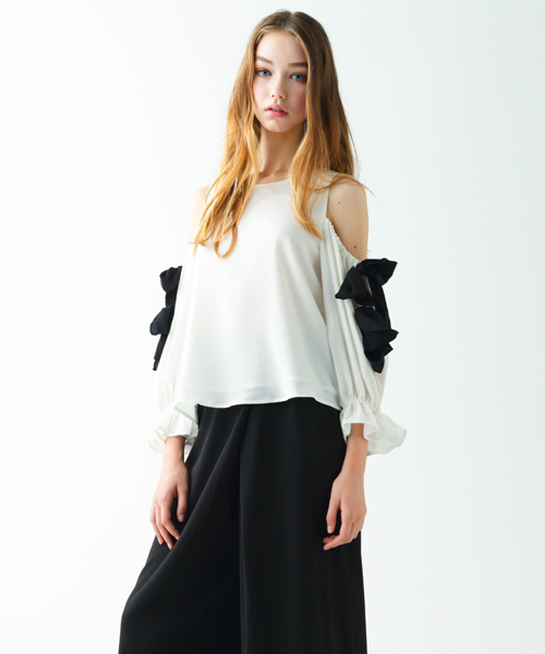 MICOAMERI(ミコアメリ)の「ダブルリボンブラウス(シャツ/ブラウス・レディース・ホワイト/ブラック・FREE)」の2枚目の写真