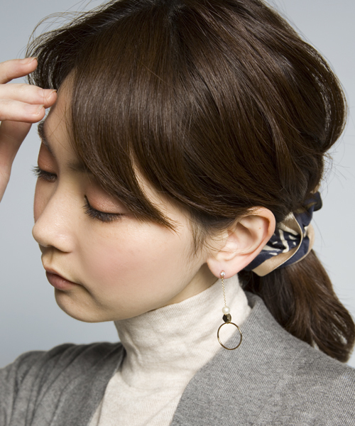 PLAIN CLOTHING（プレーンクロージング）の「チェーンリングピアス【PLAIN CLOTHING】（ピアス（両耳用）・レディース・ゴールド・FREE）」の6枚目の写真