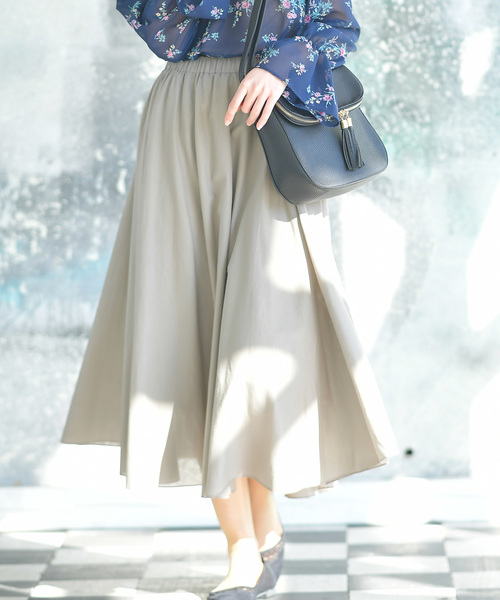 rps(アールピーエス)の「コットンロングフレアースカート(スカート・レディース・ベージュ/ネイビー/イエロー/ピンクベージュ/グリーン/オレンジ系その他/ピンク/ダークグリーン/レッド/ブルー/グレー/ラベンダー/ブルー系その他3/ブルー系その他2/ブラック/ブラック系その他2/ブラック系その他3/ピンク系その他/オフホワイト/ダークネイビー/ホワイト系その他2/ライトイエロー/ホワイト系その他3/パープル/モスグリーン/ダークブルー/ダークパープル/マスタード/カーキ/チャコールグレー/ライトカーキ/キャメル/ライトピンク/ミント/グレイッシュブルー/ダークベージュ/モカ/ライトグレー・M/フリー)」の9枚目の写真