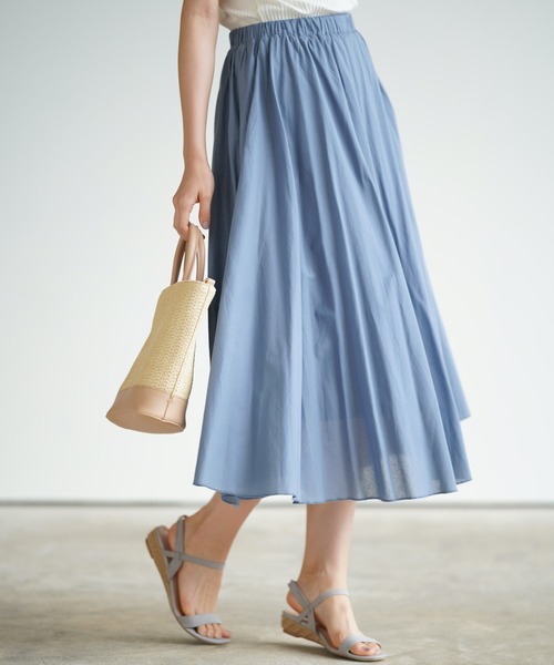 rps(アールピーエス)の「コットンロングフレアースカート(スカート・レディース・ベージュ/ネイビー/イエロー/ピンクベージュ/グリーン/オレンジ系その他/ピンク/ダークグリーン/レッド/ブルー/グレー/ラベンダー/ブルー系その他3/ブルー系その他2/ブラック/ブラック系その他2/ブラック系その他3/ピンク系その他/オフホワイト/ダークネイビー/ホワイト系その他2/ライトイエロー/ホワイト系その他3/パープル/モスグリーン/ダークブルー/ダークパープル/マスタード/カーキ/チャコールグレー/ライトカーキ/キャメル/ライトピンク/ミント/グレイッシュブルー/ダークベージュ/モカ/ライトグレー・M/フリー)」の22枚目の写真