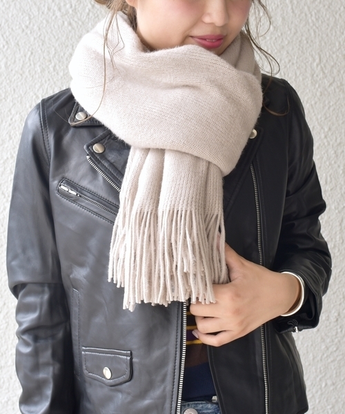 Khaju（カージュ）の「Khaju:キモウソリッドストール◇（ストール/ショール・レディース・パープル/ナチュラル/ライトグレー/ベージュ/イエロー/ネイビー/オレンジ・ONE SIZE）」の2枚目の写真