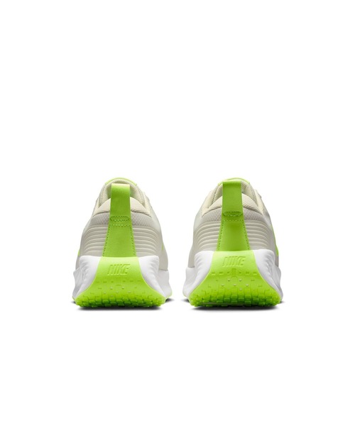 NIKE（ナイキ）の「ナイキ NIKE プロミナ（スニーカー・メンズ・ブラック×ホワイト/ホワイト×イエロー・25.0cm/25.5cm/26.0cm/26.5cm/27.0cm/27.5cm/28.0cm/28.5cm）」の6枚目の写真