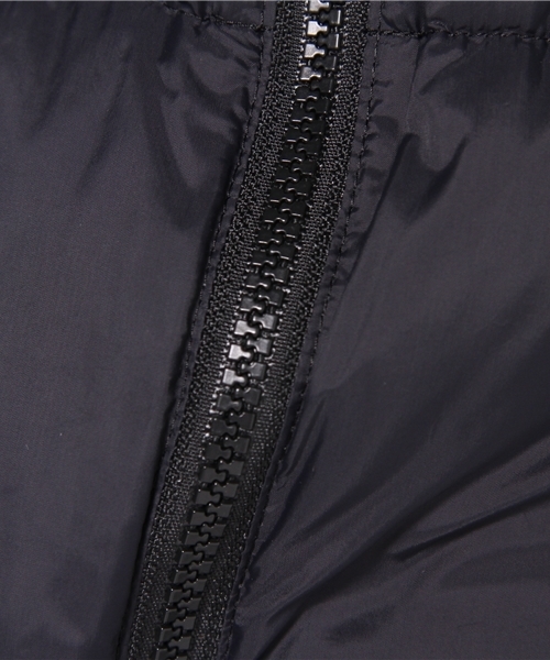 HYSTERIC GLAMOUR（ヒステリックグラマー）の「HYSTERIC刺繍ダウン