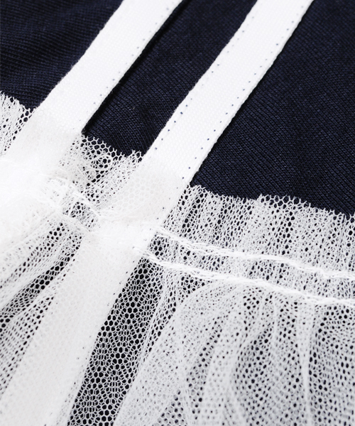 Candy Stripper（キャンディストリッパー）の「VOLUME TULLE TRIMMED トップス（Tシャツ/カットソー・レディース・ネイビー/オフホワイト/ブラック・2）」の10枚目の写真