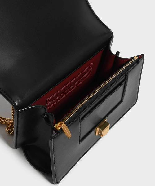 CHARLES & KEITH(チャールズ & キース)の「ウエーブディテールクロスボディバッグ / WEAVE DETAIL CROSSBODY BAG(ショルダーバッグ・レディース・ブラック/ブルー/ライトピンク/レンガ・S)」の8枚目の写真