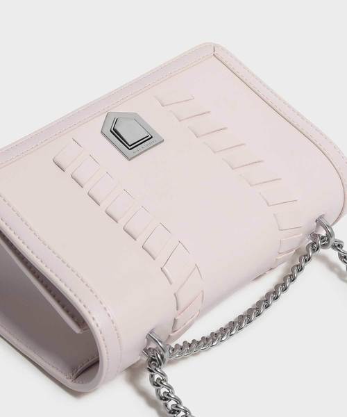 CHARLES & KEITH(チャールズ & キース)の「ウエーブディテールクロスボディバッグ / WEAVE DETAIL CROSSBODY BAG(ショルダーバッグ・レディース・ブラック/ブルー/ライトピンク/レンガ・S)」の16枚目の写真