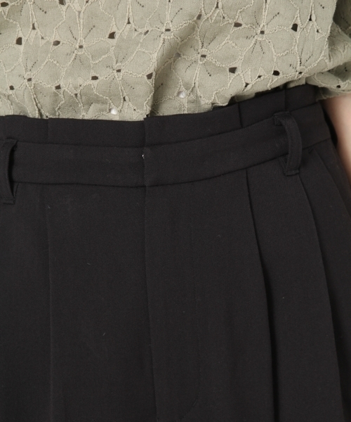 LOWRYS FARM（ローリーズファーム）の「リボンテーパードパンツ 806866（その他パンツ・レディース・ブラック/ベージュ/ネイビー/ブラウン/ブラック系その他・MEDIUM/LARGE）」の13枚目の写真