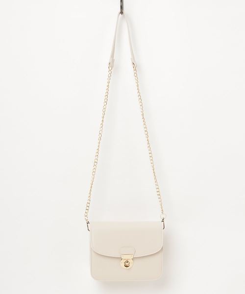 one way（ワンウェイ）の「シカゴショルダー（ショルダーバッグ・レディース・ブラック/ブラック系その他/グリーン系その他/ホワイト/レッド・FREE）」の2枚目の写真