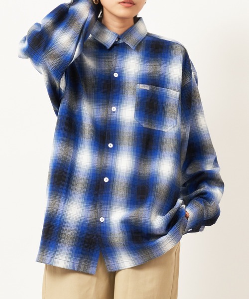Cal Top(キャルトップ)の「OMBRE CHECK L/S SHIRTS(シャツ/ブラウス・レディース・ネイビー/ブラウン/レッド/グリーン/ブラック×グレー/ブラック×ホワイト/グレー×ホワイト/ロイヤルブルー/サックスブルー/ネイビー×ホワイト/グレー系その他・S/M/L/XL)」の11枚目の写真