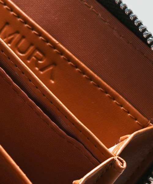 MURA(ムラ)の「ラウンドファスナー コードバン調/カーボン レザー コインケース(コインケース・メンズ・ブラック/ダークブラウン/ネイビー/グリーン/ワインレッド/ブラック系その他/ブルー系その他/キャメル・FREE)」の18枚目の写真