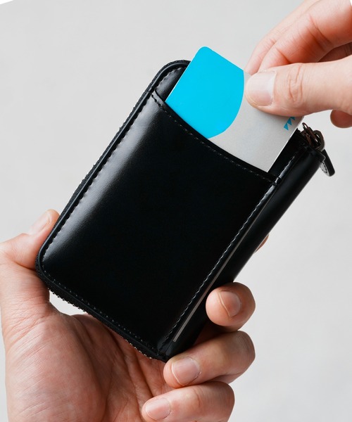 MURA(ムラ)の「ラウンドファスナー コードバン調/カーボン レザー コインケース(コインケース・メンズ・ブラック/ダークブラウン/ネイビー/グリーン/ワインレッド/ブラック系その他/ブルー系その他/キャメル・FREE)」の16枚目の写真