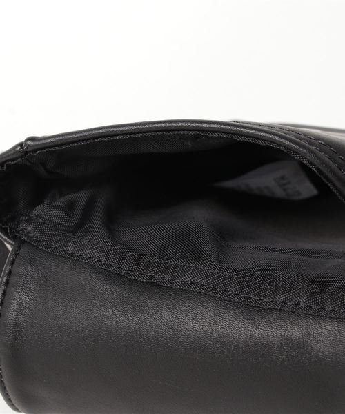 OY（オーワイ）の「フェイクレザーポーチBAG（ボディバッグ/ウエストポーチ・メンズ・ブラック・FREE）」の6枚目の写真