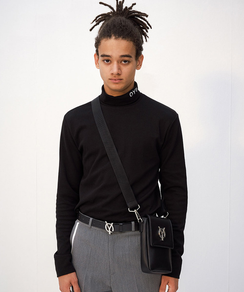 OY（オーワイ）の「フェイクレザーポーチBAG（ボディバッグ/ウエストポーチ・メンズ・ブラック・FREE）」の7枚目の写真