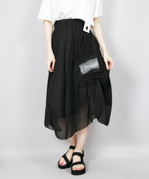 CERCA - FASHION�i�`�F���J - �t�@�b�V�����j�́uWHITE/�R�b�g�����l���N���X�@�A�[�g�p�b�`���[�N�i�X�J�[�g�j�v