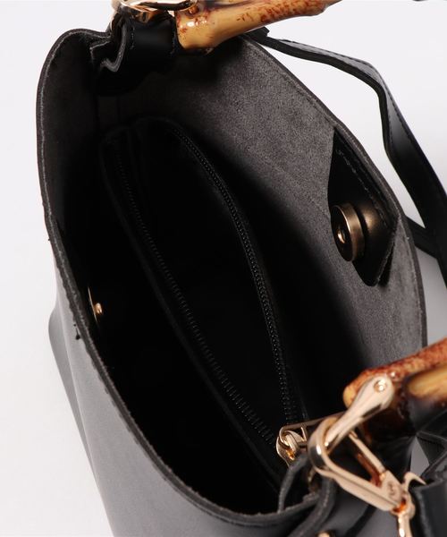 KOBE LETTUCE（コウベレタス）の「ミニポーチ付きバンブーハンドル2wayショルダーバッグ（ショルダーバッグ・レディース・ブラック/ボルドー/ブラウン系その他/ベージュ系その他/グレイッシュベージュ・FREE）」の12枚目の写真