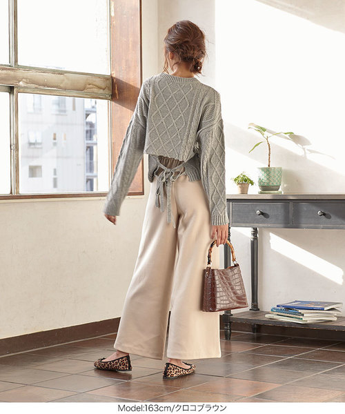 KOBE LETTUCE（コウベレタス）の「ミニポーチ付きバンブーハンドル2wayショルダーバッグ（ショルダーバッグ・レディース・ブラック/ボルドー/ブラウン系その他/ベージュ系その他/グレイッシュベージュ・FREE）」の17枚目の写真