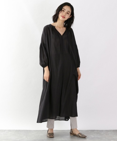 LOWRYS FARM（ローリーズファーム）の「ヨウリュウカフタンワンピース　877343（ワンピース・レディース・ブラック/ブラウン/オフホワイト/ピンク/イエロー・FREE）」の2枚目の写真