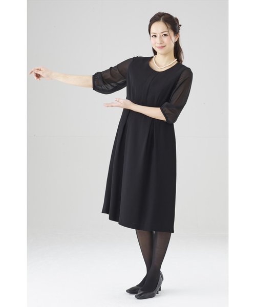 MONOIR(モノワール)の「濃染加工アンサンブル(ジャケットワンピース)(アンサンブル・レディース・ブラック・11号/9号/7号)」の7枚目の写真