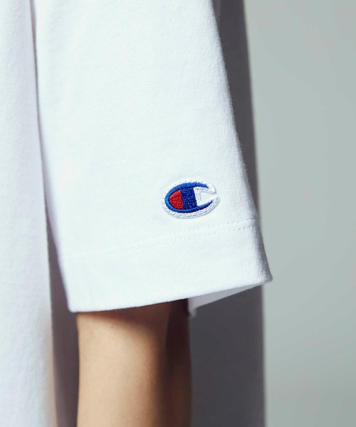 Champion(チャンピオン)の「【Champion】バックプリントゆるTシャツ(Tシャツ/カットソー・レディース・ライトピンク/ブラック/ホワイト・L/M)」の8枚目の写真