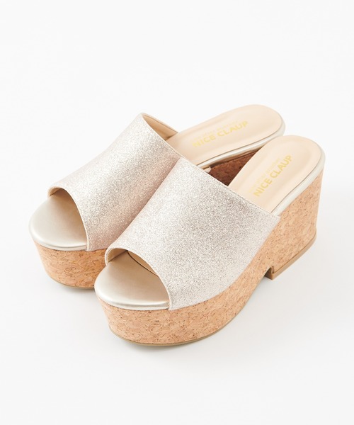 one after another NICE CLAUP（ワンアフターアナザーナイスクラップ）の「コルク厚底サンダル（サンダル・レディース・ゴールド/クリア/ライトピンク・SMALL/MEDIUM/LARGE）」の2枚目の写真