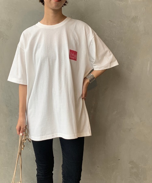 Manhattan Portage（マンハッタンポーテージ）の「[MANHATTAN PORTAGE/マンハッタンポーテージ] プリントショートスリーブビッグTシャツ（Tシャツ/カットソー・メンズ・ホワイト/ブラック/マスタード・M/L）」の2枚目の写真