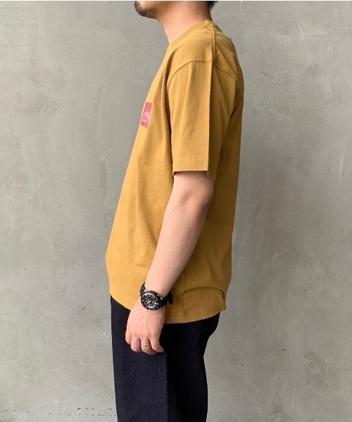 Manhattan Portage（マンハッタンポーテージ）の「[MANHATTAN PORTAGE/マンハッタンポーテージ] プリントショートスリーブビッグTシャツ（Tシャツ/カットソー・メンズ・ホワイト/ブラック/マスタード・M/L）」の8枚目の写真