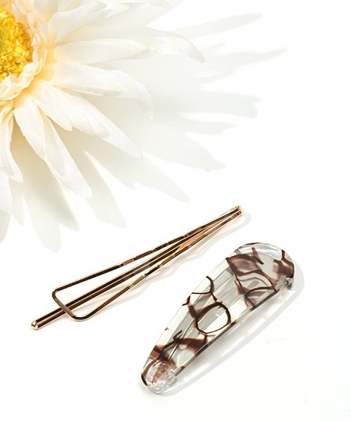 チチカカ（チチカカ）の「オーロラツインセットヘアピン（ヘアピン・レディース・ホワイト/ブラウン/ブルー/カラフル・FREE）」の9枚目の写真