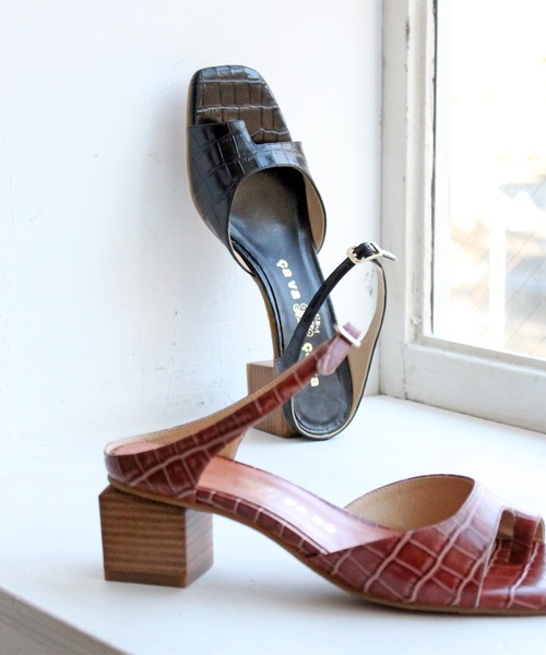 サヴァサヴァ サンダル Cava クロコ調スクエアトゥトングサンダル Cava Cava Cava Cava シューズ セール Cava サヴァサヴァ のファッション