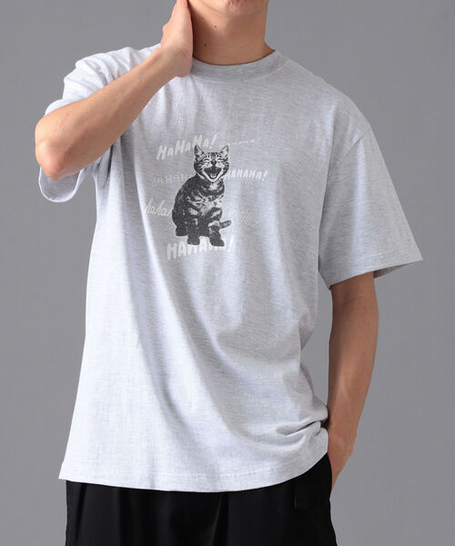 BEAMS T（ビームスティー）の「BEAMS T / HAHAHA Cat Tシャツ（Tシャツ/カットソー・メンズ・ライトグレー/ベージュ・SMALL/MEDIUM/LARGE/X-LARGE）」の2枚目の写真
