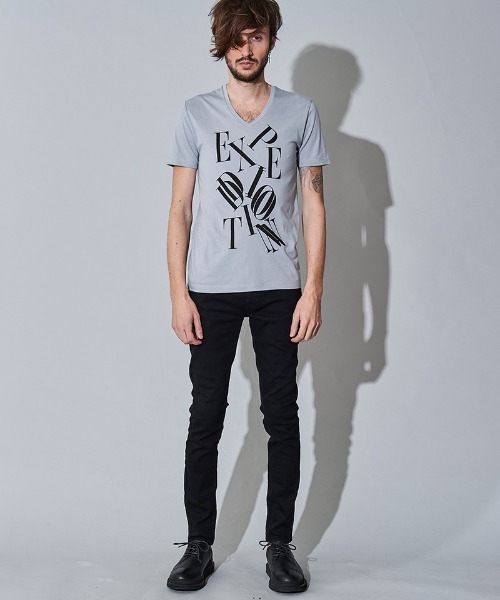 NO ID.(ノーアイディ)の「mt7141- メッセージプリントV-N-T Tシャツ(Tシャツ/カットソー・メンズ・ホワイト/ブラック/グレー・1/2)」の12枚目の写真