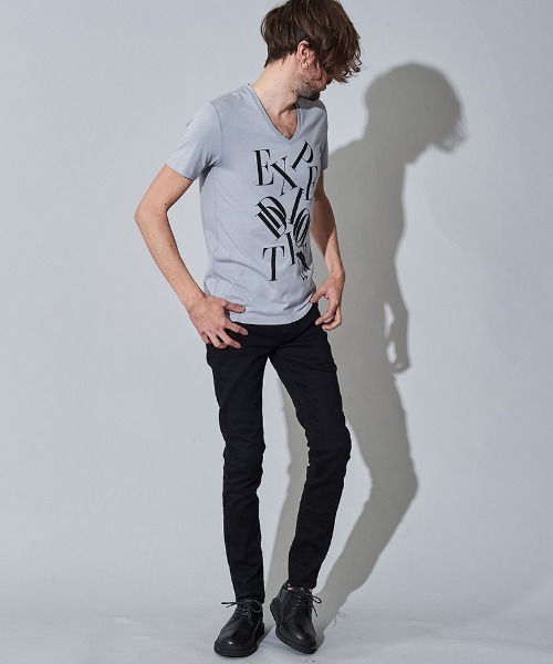 NO ID.(ノーアイディ)の「mt7141- メッセージプリントV-N-T Tシャツ(Tシャツ/カットソー・メンズ・ホワイト/ブラック/グレー・1/2)」の14枚目の写真