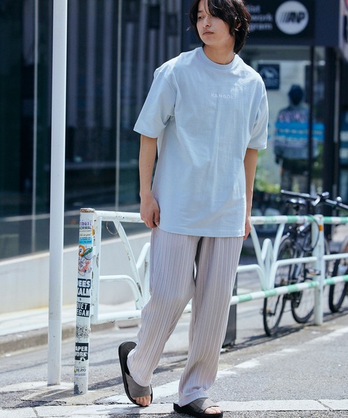 AiRS（エアーズ）の「AiRS/エアーズ 別注 ワンストラップ PUレザーコンフォートサンダル（サンダル・レディース・ホワイト/ブラック/ブラウン/スモークグレー/ブラック系その他/グレイッシュベージュ・23cm/24cm/25cm/26cm/27cm）」の18枚目の写真