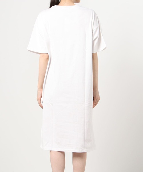 WEGO（ウィゴー）の「WEGO/プリントスリットロングワンピース（ワンピース・レディース・スミクロ/ブルー/ホワイト/ネイビー/ライトベージュ/ホワイト系その他・FREE）」の10枚目の写真