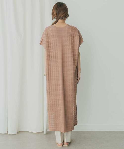 KBF+（ケービーエフプラス）の「KBF+　柄編みニットポンチョ（ニット/セーター・レディース・ベージュ/ライトブラウン・ONE）」の6枚目の写真