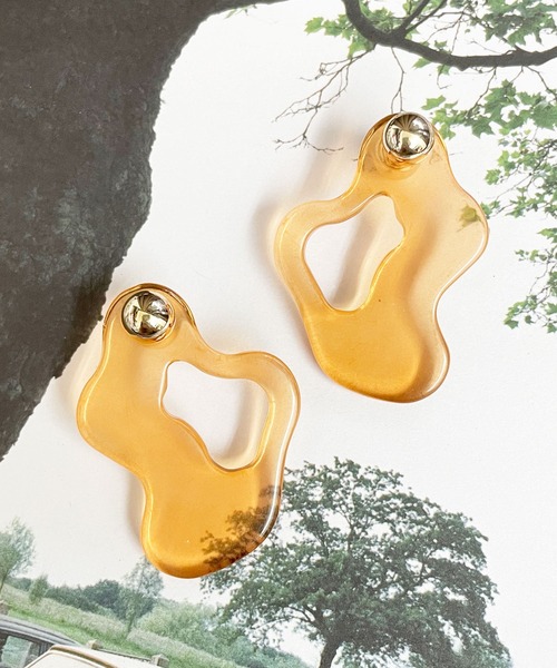 Ein（アイン）の「Ein/うねうねサークルピアス（ピアス（両耳用）・レディース・ブラック/ブラウン/シルバー/ゴールド/オレンジ/ブルー/その他2/その他3/ブラック系その他/オレンジ系その他/その他1・FREE）」の6枚目の写真