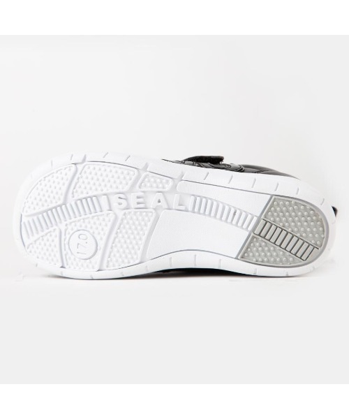 RUGGEDWORKS（ラゲッドワークス）の「【完売】《ISEAL VU》アイシール　キッズ シューズ スニーカー　運動靴（スニーカー・キッズ・ホワイト/ブラック・15 /18/17/19/16）」の19枚目の写真