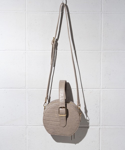 me+em select（ミームセレクト）の「【 2WAY 】サークルクロコハンドルショルダーバッグ（ショルダーバッグ・レディース・ブラック/ベージュ/キャメル/ベージュ×ブラック・FREE）」の22枚目の写真