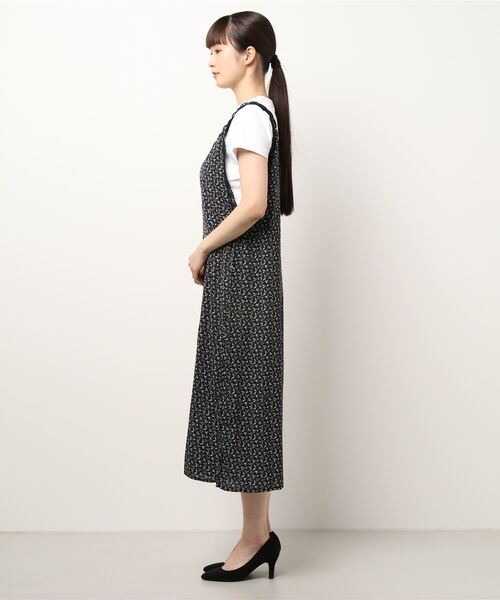 SVEC(シュベック)の「ノースリーブ ロング 花柄 レース ワンピース(ワンピース・レディース・ブラック・FREE)」の2枚目の写真