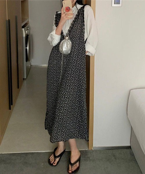 SVEC(シュベック)の「ノースリーブ ロング 花柄 レース ワンピース(ワンピース・レディース・ブラック・FREE)」の9枚目の写真