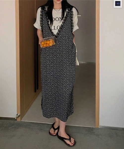 SVEC(シュベック)の「ノースリーブ ロング 花柄 レース ワンピース(ワンピース・レディース・ブラック・FREE)」の5枚目の写真