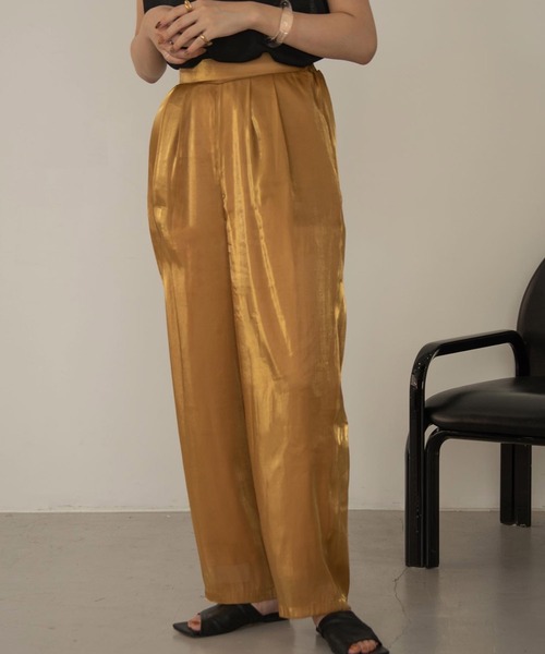 Amiur（エミレ）の「crape satin pants（その他パンツ・レディース・ベージュ/グレー/マスタード・FREE）」の8枚目の写真