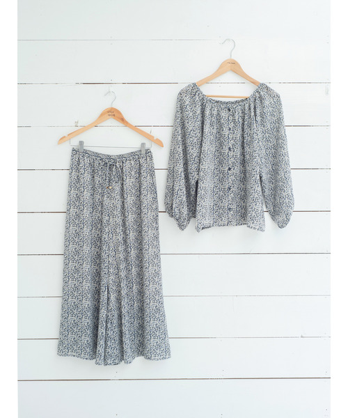 ehka sopo（エヘカソポ）の「【まる×ehka sopo】小花柄パンツ（その他パンツ・レディース・ネイビー/ベージュ・ﾌﾘ-）」の9枚目の写真