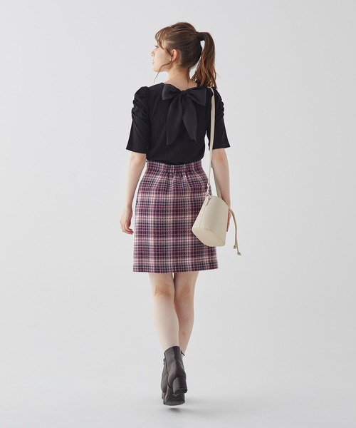 BE RADIANCE（ビーラディエンス）の「Backリボンカットトップス（Tシャツ/カットソー・レディース・ブラウン/ブラック・FREE）」の15枚目の写真