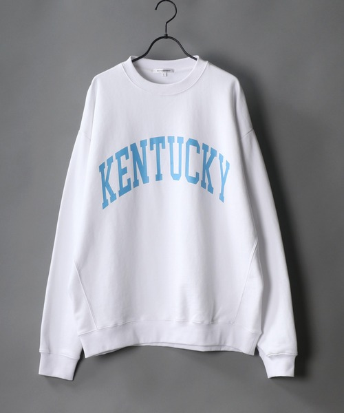 SITRY(シトリー)の「wide silhouette college print sweat shirt/ワイドシルエット カレッジロゴ スウェット シャツ/トレーナー(スウェット・メンズ・オフホワイト/杢グレー/チャコールグレー/バーガンディー/グリーン/ネイビー・M/L)」の2枚目の写真