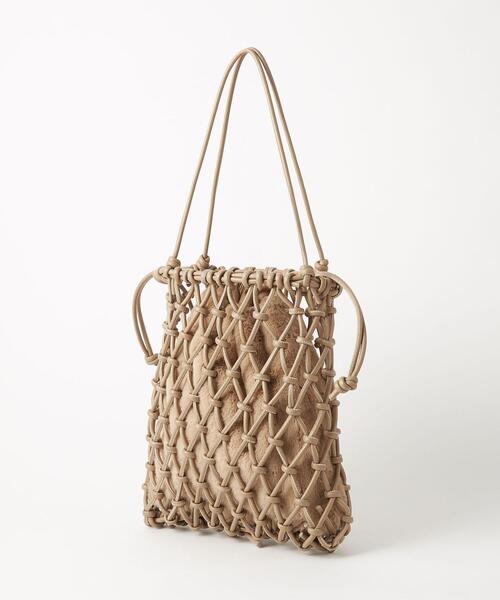 green label relaxing(グリーンレーベルリラクシング)の「メッシュ × エコファー 2WAY バッグ(トートバッグ・レディース・ブラック/ベージュ・FREE)」の6枚目の写真