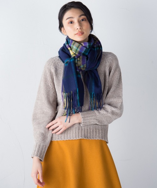 ketty（ケティ）の「カシミアブレンドタータンチェックストール ≪手洗い可能≫（マフラー・レディース・ピンク/グレー/ネイビー・FREE）」の2枚目の写真